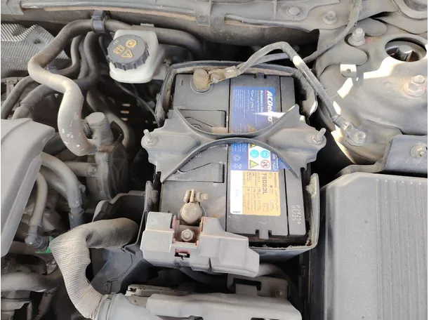 Car image 47