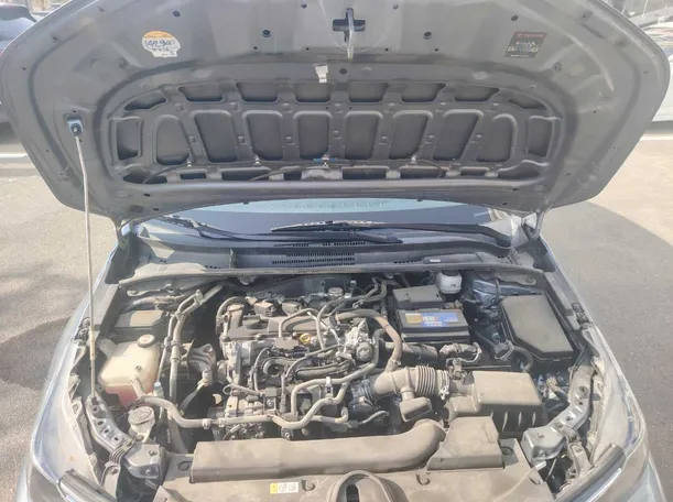 Car image 28