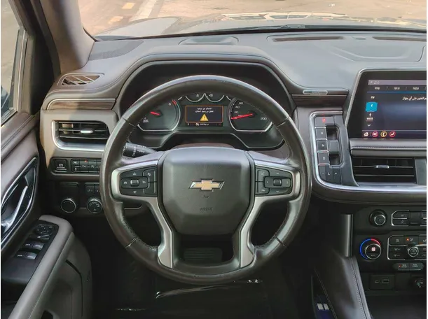 Car image 24