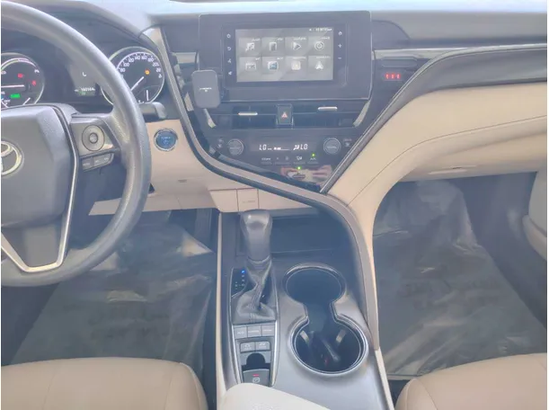 Car image 21