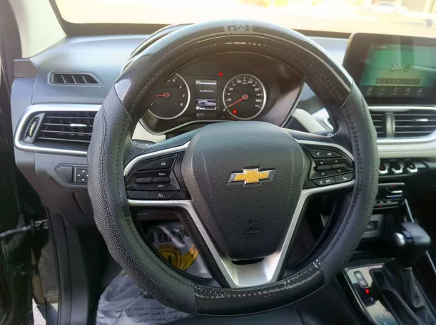 Car image 26