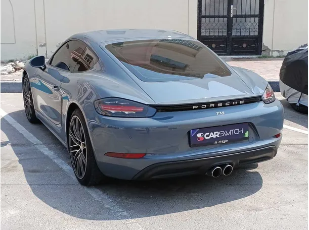 Car image 7