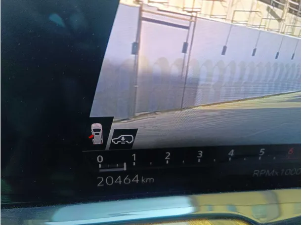 Car image 40