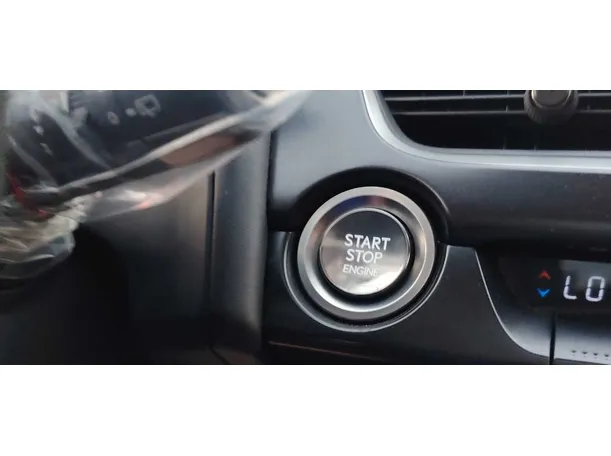 Car image 27