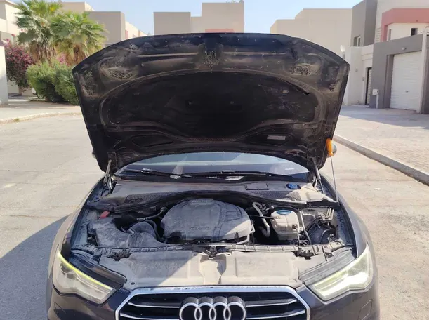 Car image 26
