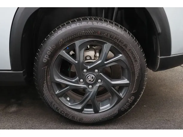 Car image 7