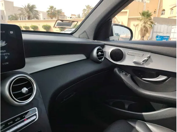 Car image 39
