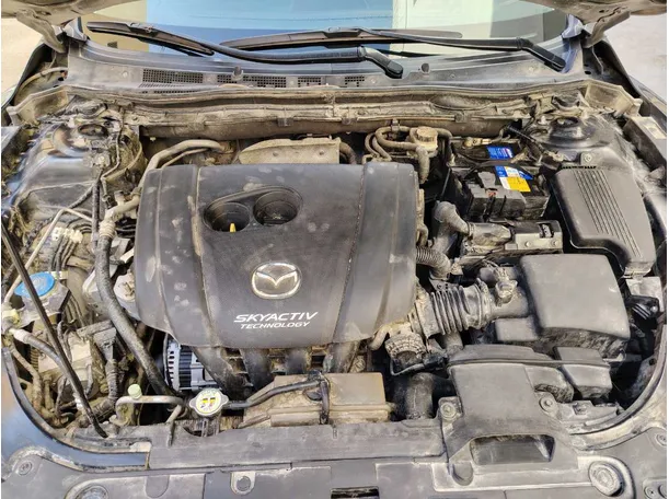 Car image 30