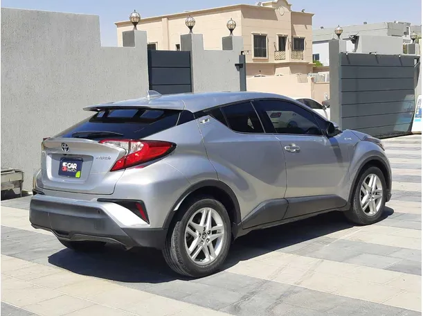 Car image 7