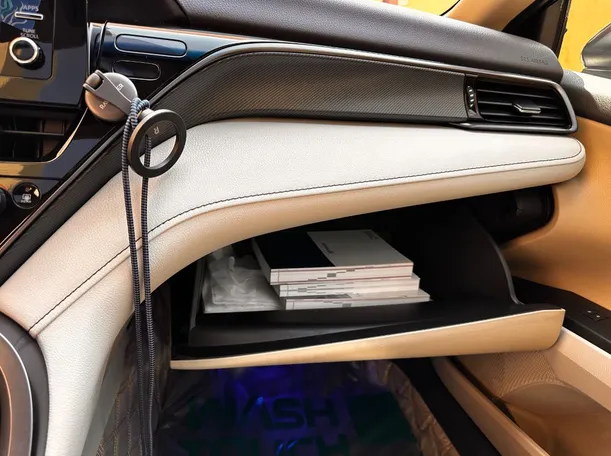 Car image 22