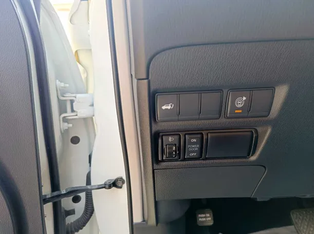 Car image 42