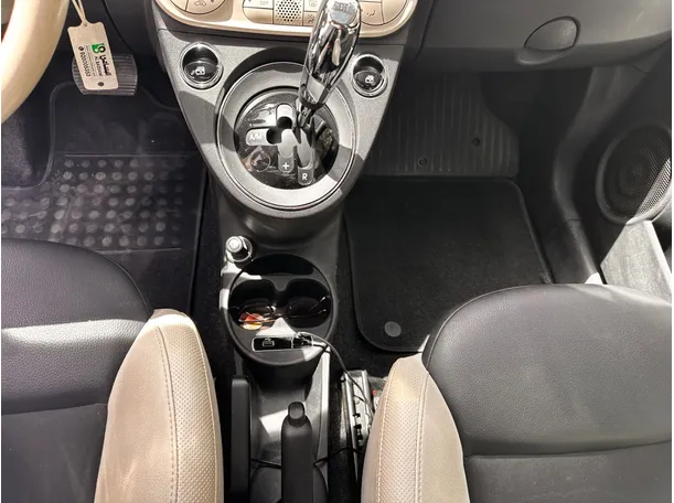 Car image 17