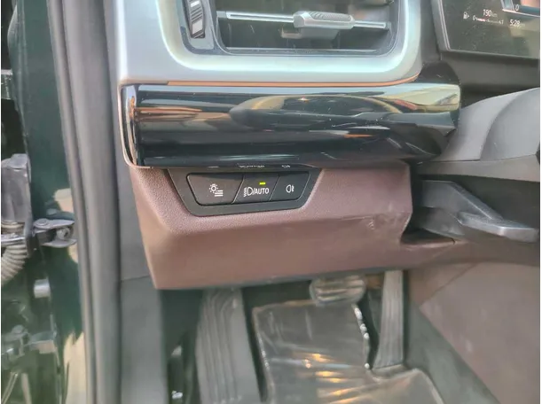 Car image 41