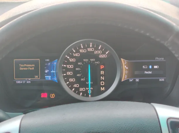 Car image 23
