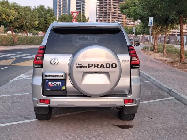Car image 6