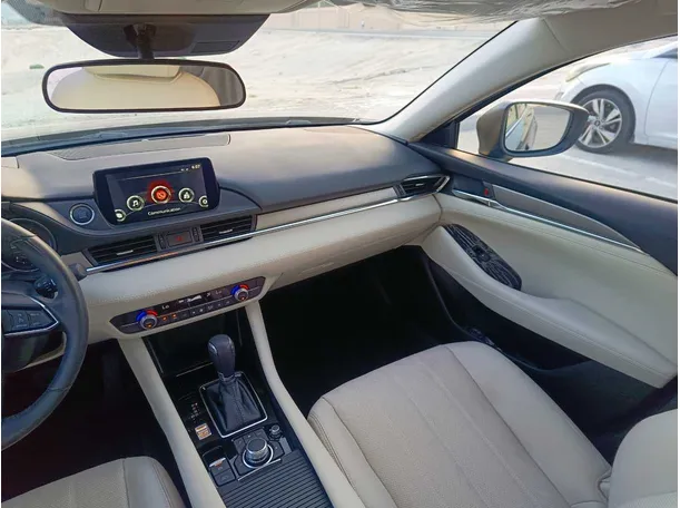 Car image 35