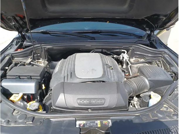 Car image 26