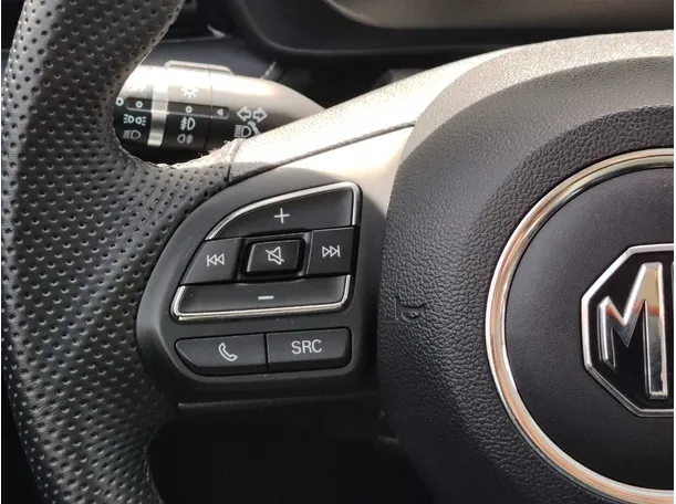 Car image 25