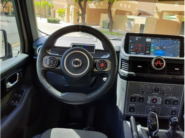 Car image 17