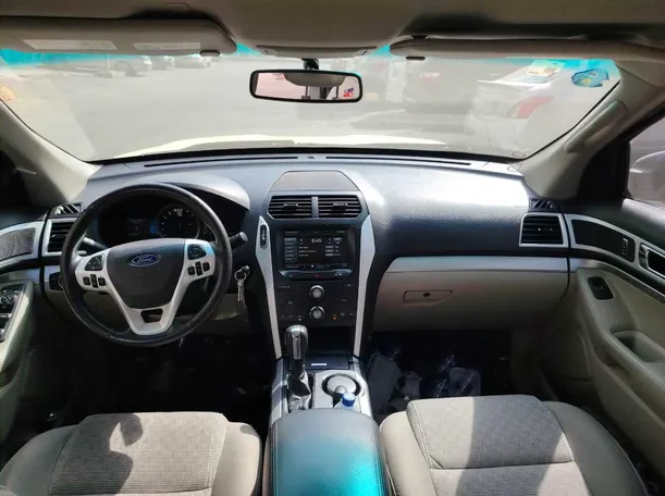 Car image 22