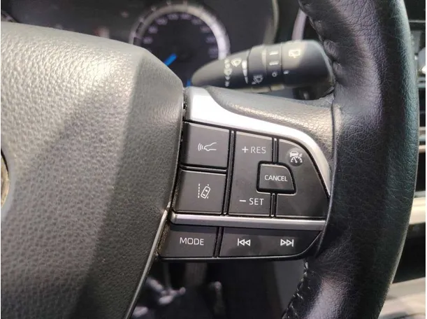 Car image 39