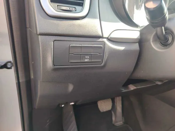 Car image 36
