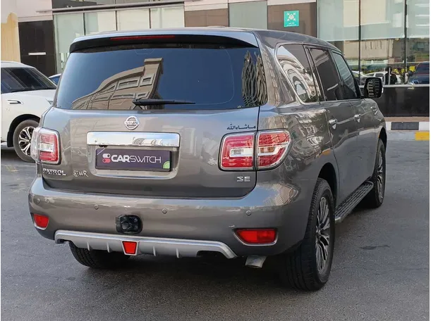 Car image 5
