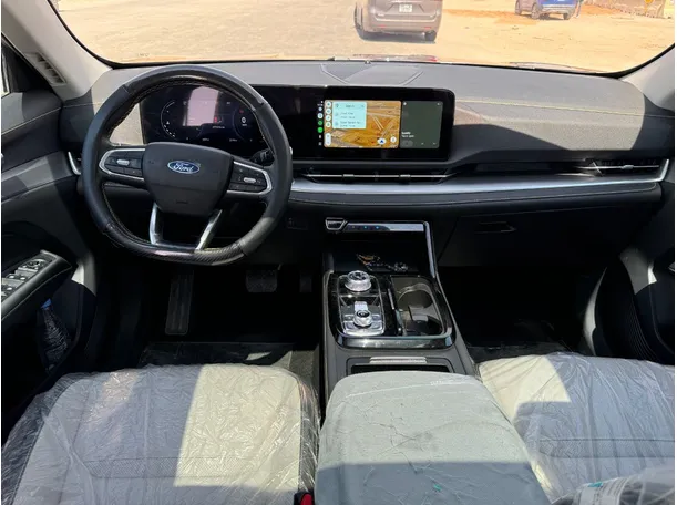 Car image 16