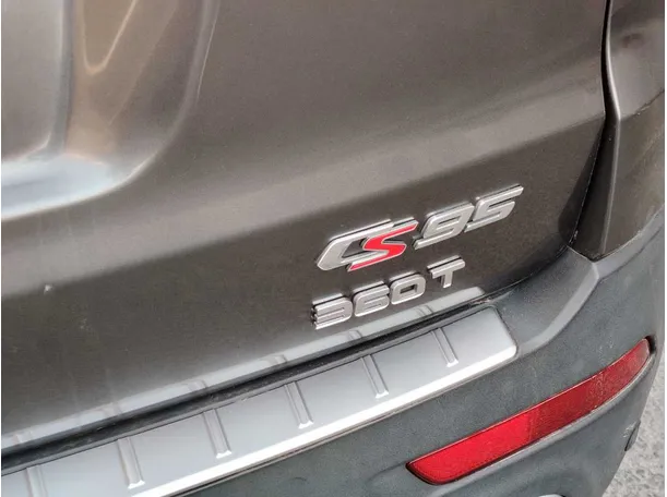 Car image 36