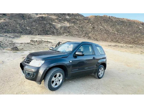 Car image 5