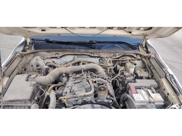 Car image 26