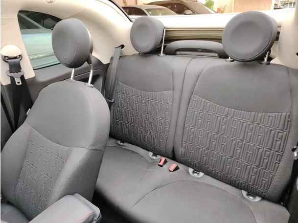Car image 16