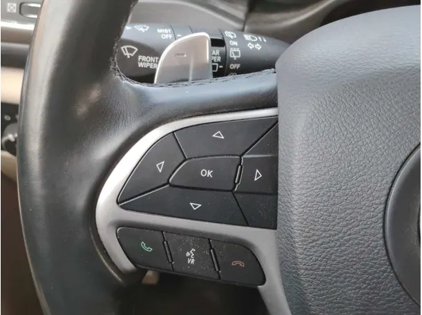 Car image 29