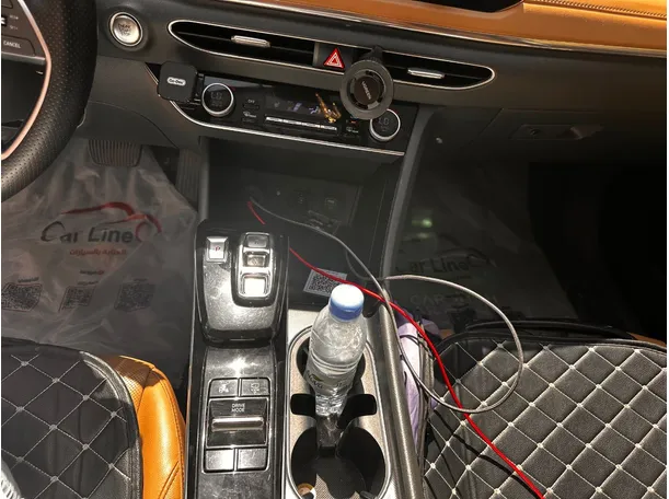 Car image 18