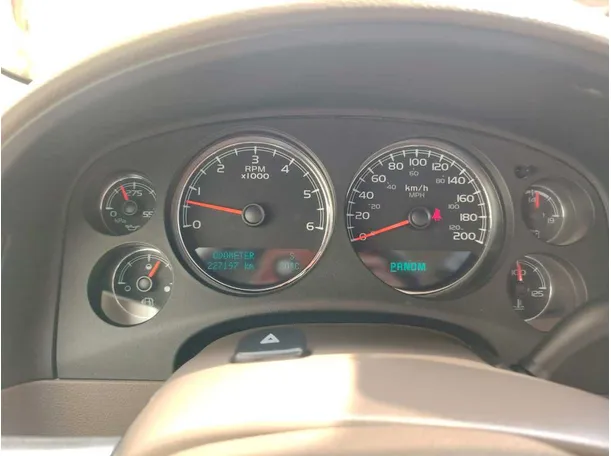 Car image 32