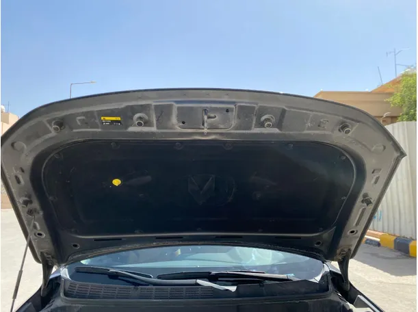 Car image 24