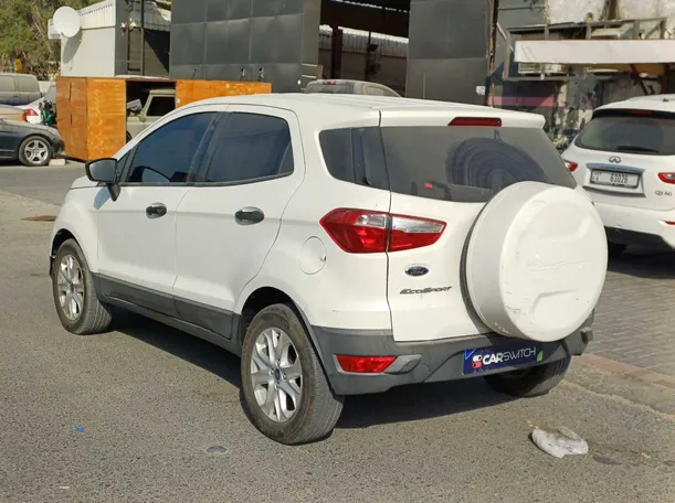 Car image 7