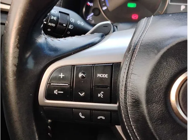 Car image 40
