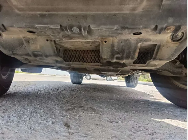 Car image 38
