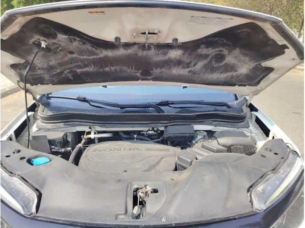 Car image 37