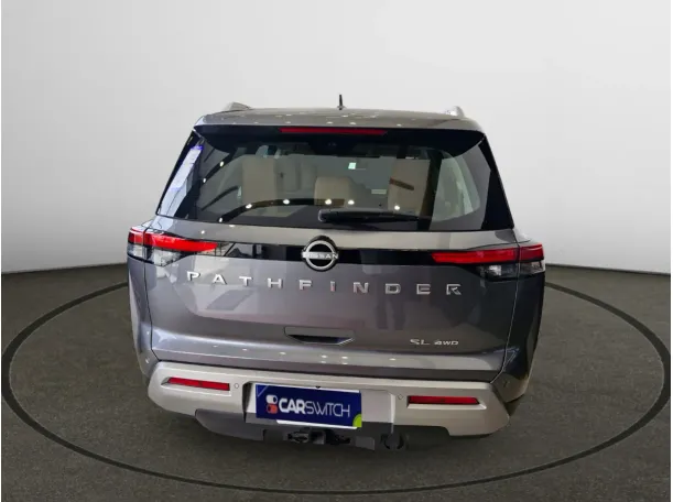 Car image 5