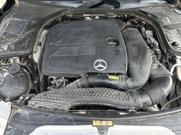 Car image 28