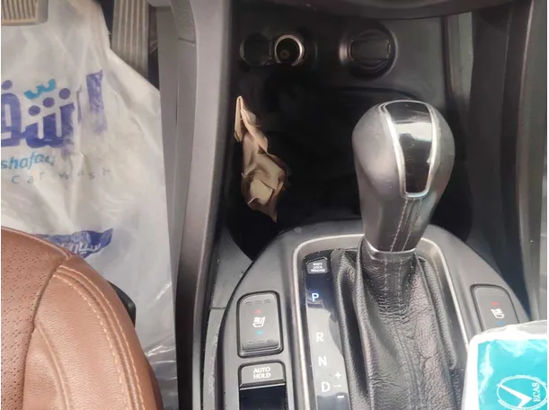 Car image 20