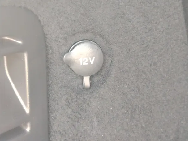 Car image 31
