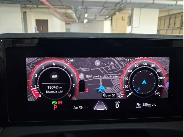 Car image 20