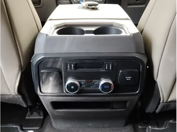 Car image 41