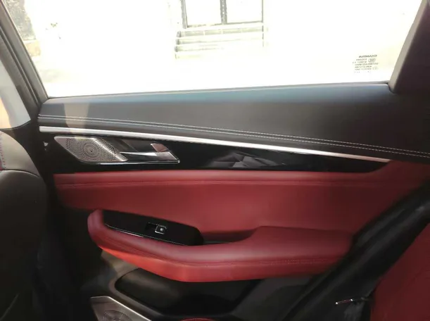 Car image 42