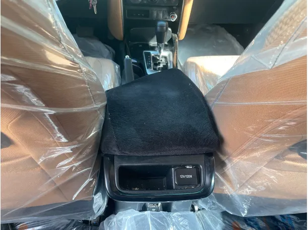 Car image 22