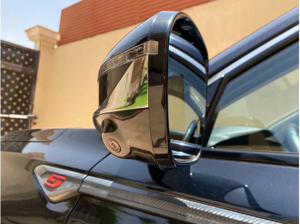 Car image 29