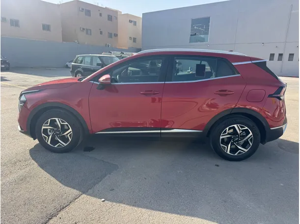 Car image 8